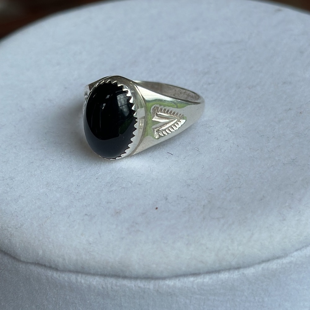 Gorgeous Navajo Sterling Silver & Onyx Ring